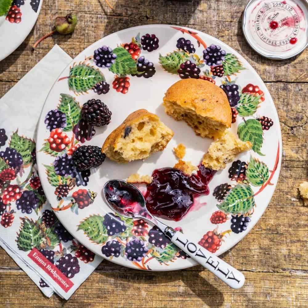 Blackberry Medium Dinner Plate 8.5 Inch