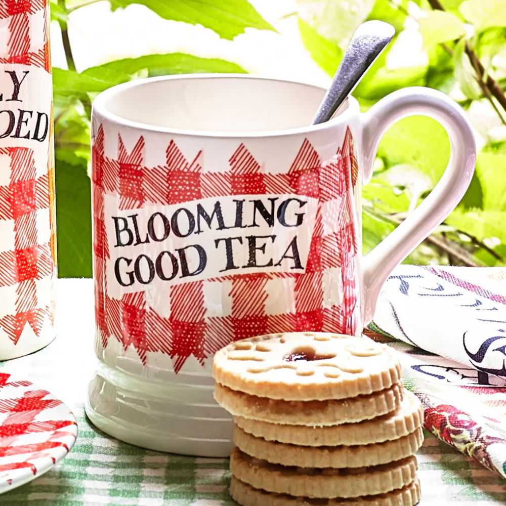 Red Gingham Blooming Good Tea 1/2 Pint Mug
