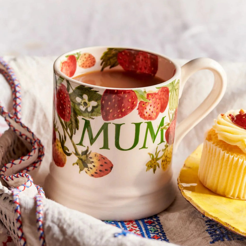 Strawberries Mum 1/2 Pint Mug