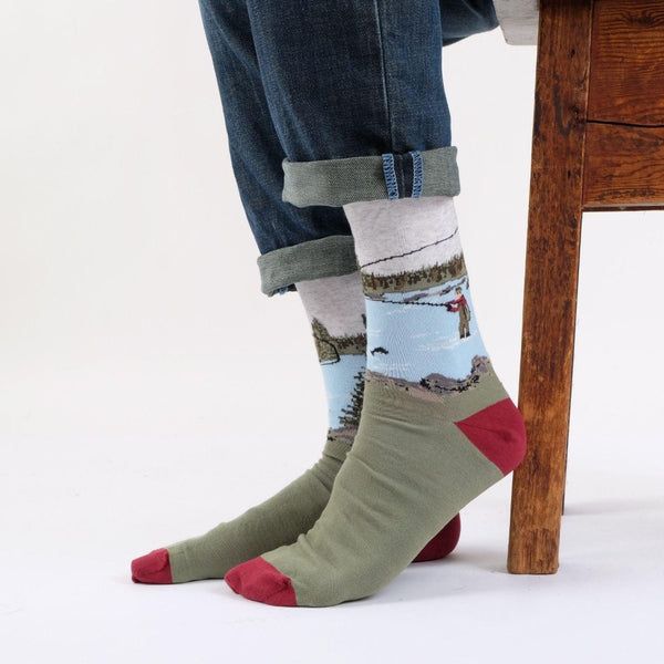 Fishing Scene Men's Socks