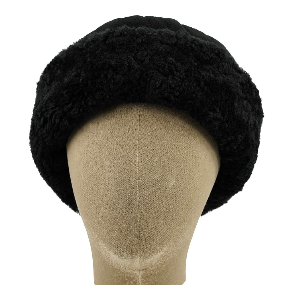 Tudor Sheepskin Hat Black