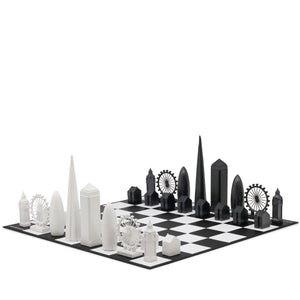 London Chess Set With Folding Board