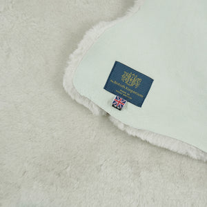 Snowdon Single Sheepskin Throw Rug Ivory Ice
